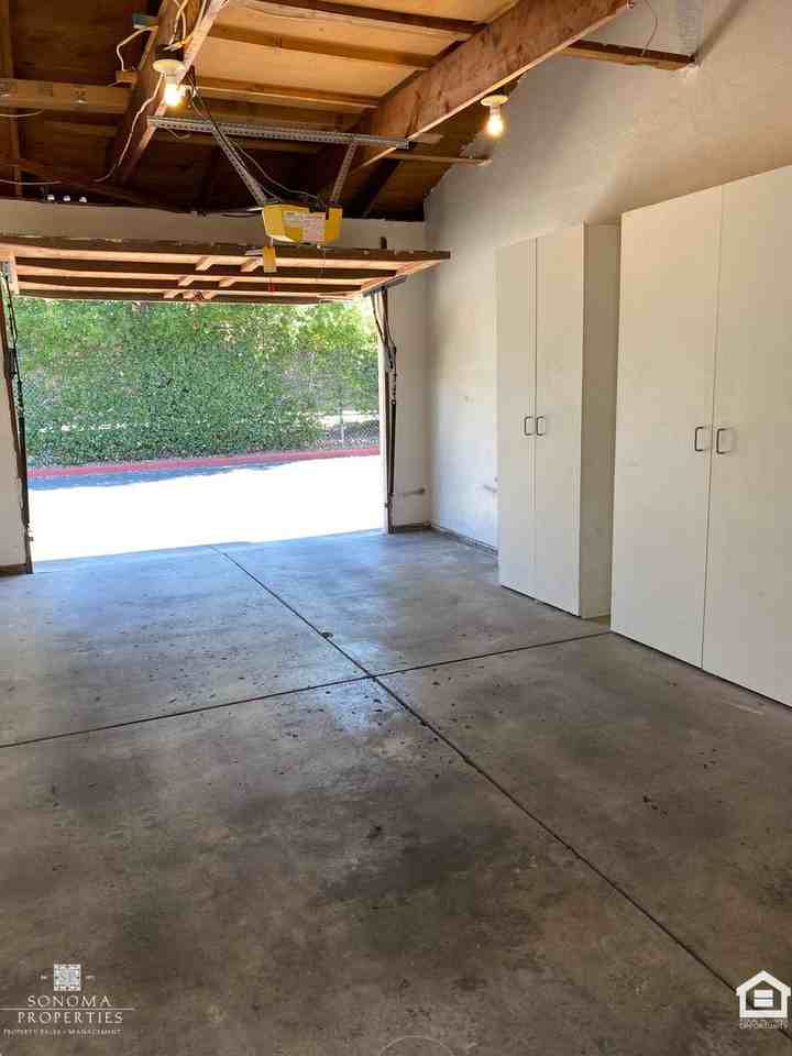 19167 Robinson Rd - Photo 6 of 21