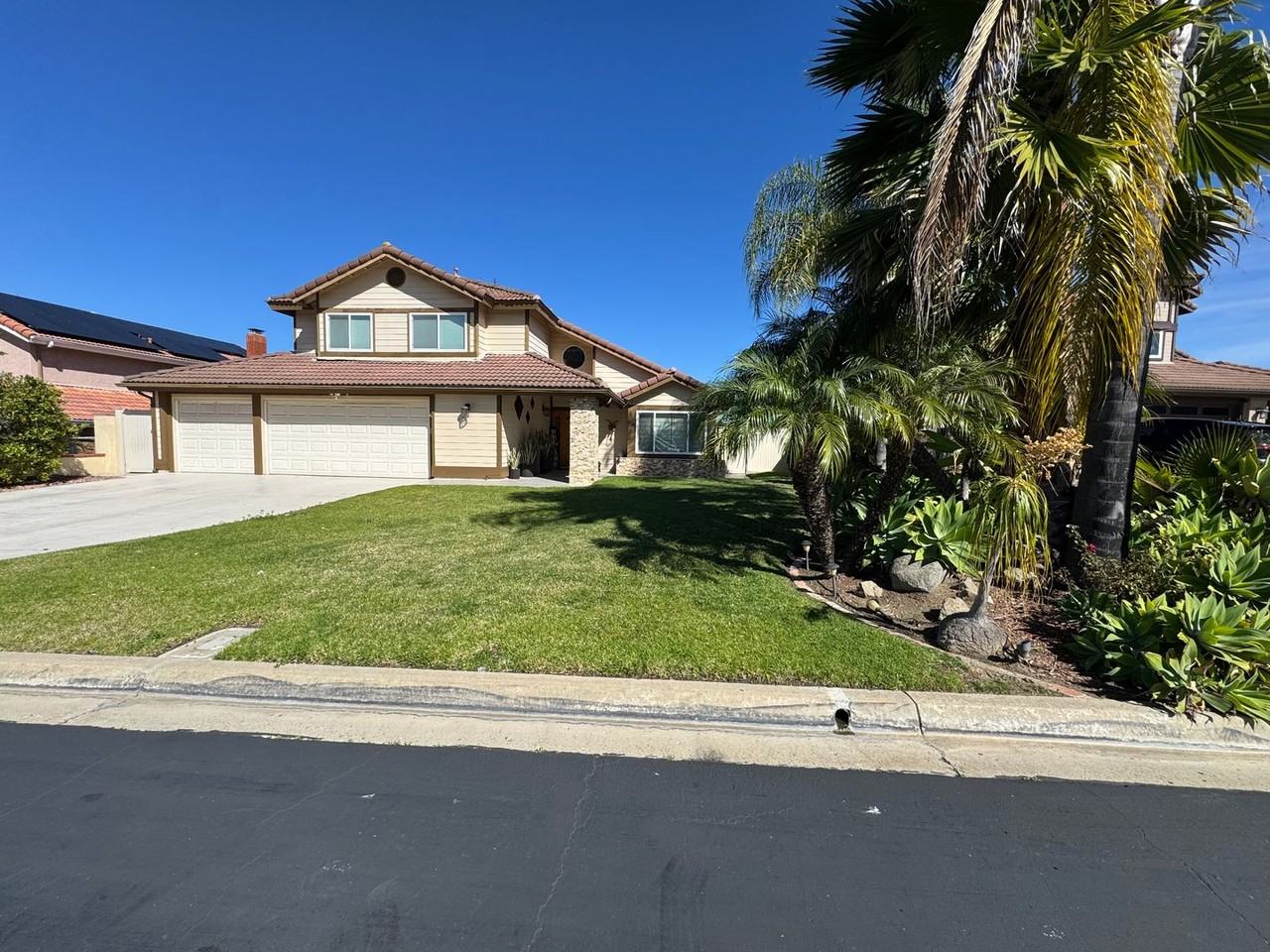 1762 Fuerte Estates Dr - Photo 2 of 50