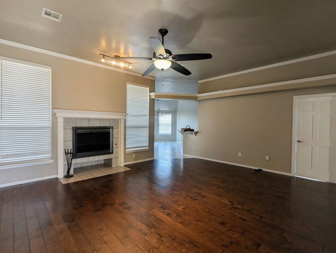 317 Sw 141st St - Photo 4 of 23