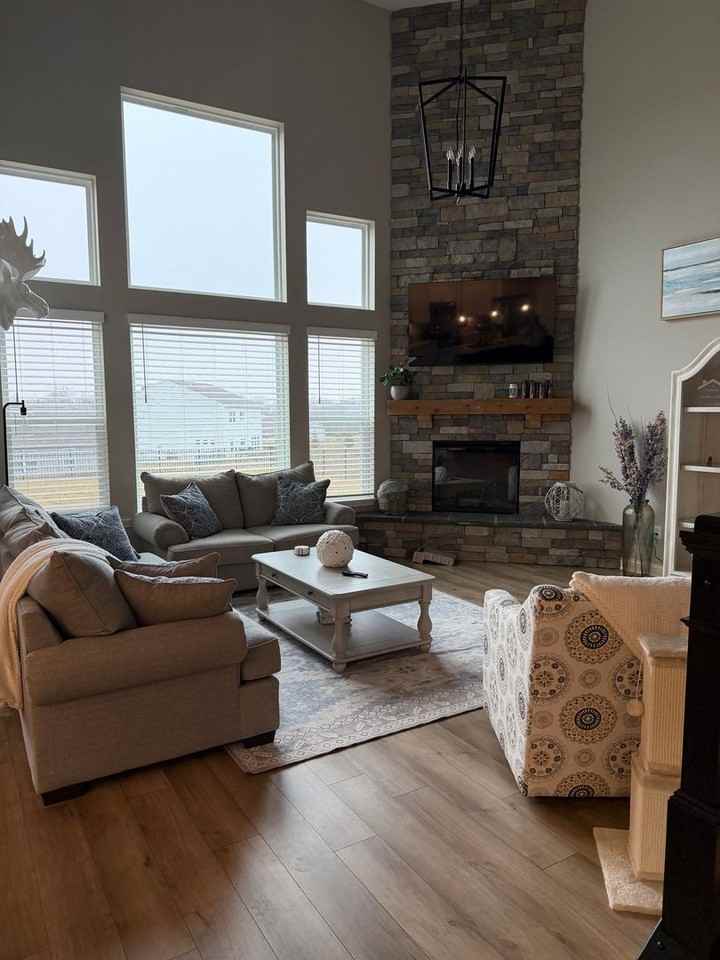 211 Education Way - Photo 4 of 20