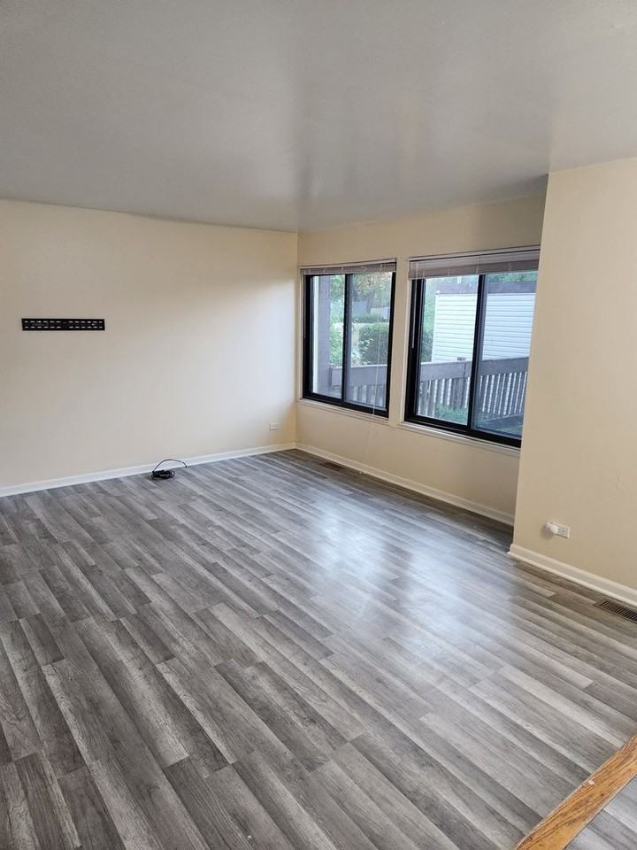 451 Doral Ter - Photo 4 of 19