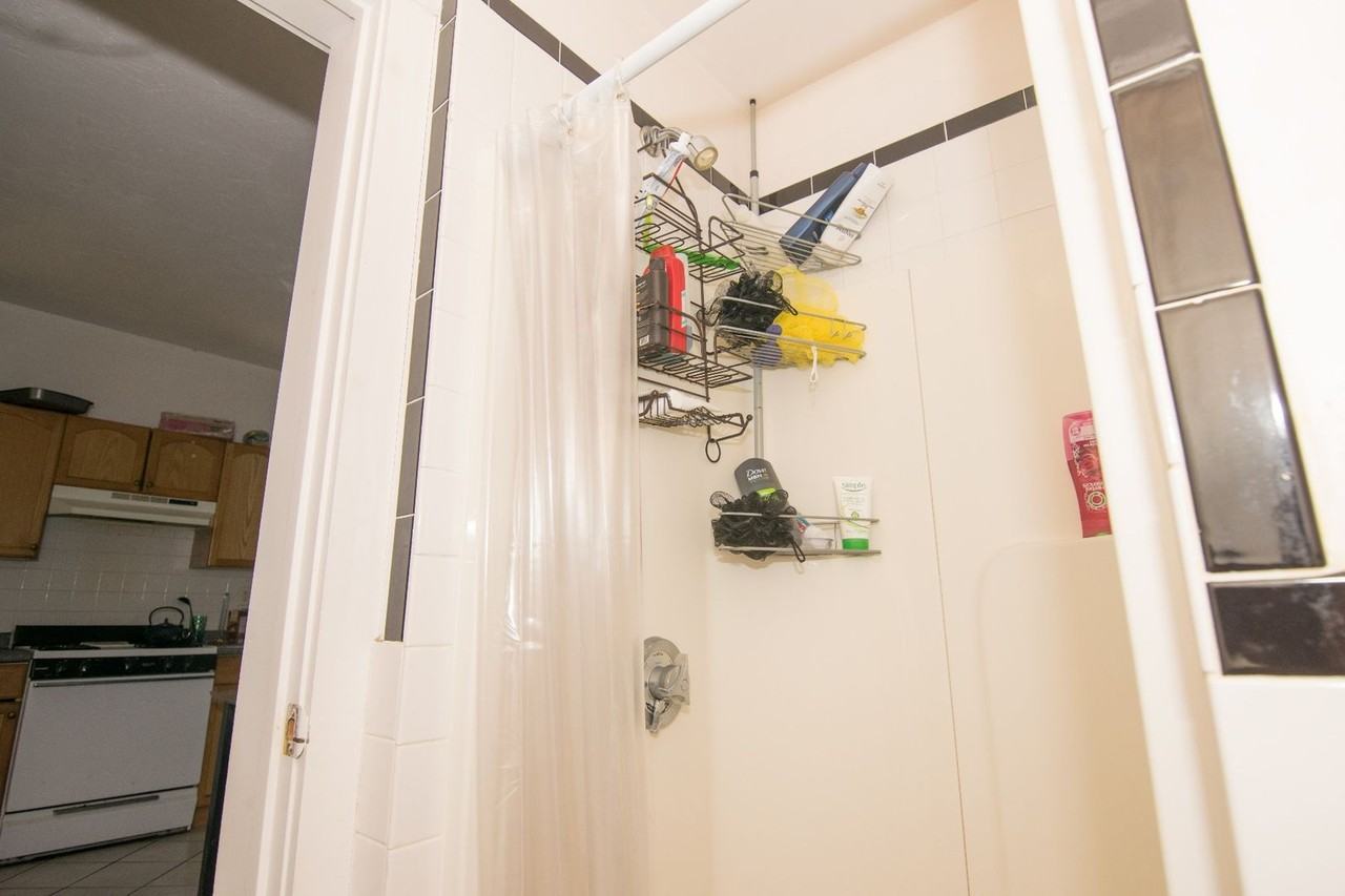 16 Alcott St - Photo 4 of 4