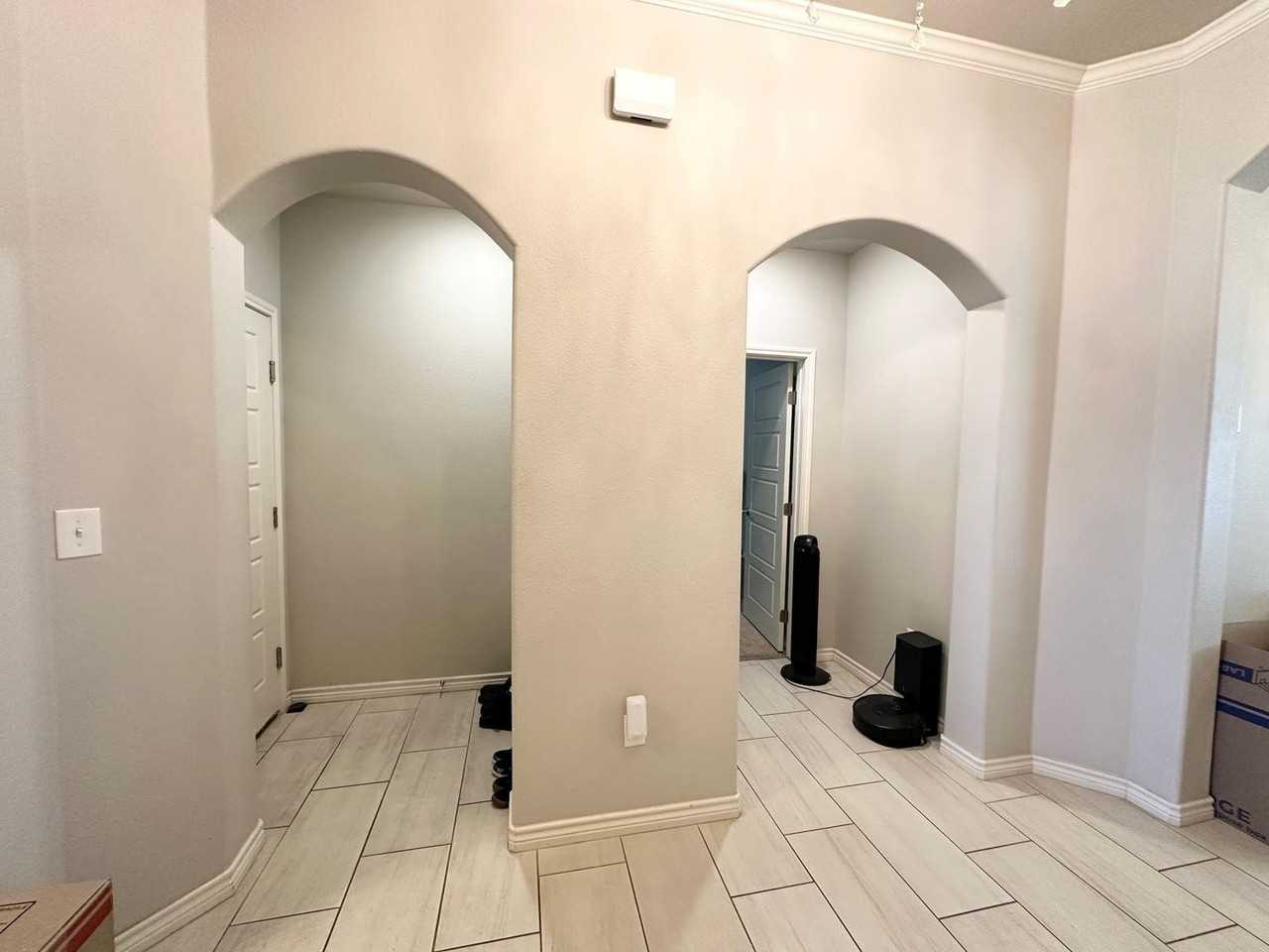 6004 Socorro Dr - Photo 4 of 18