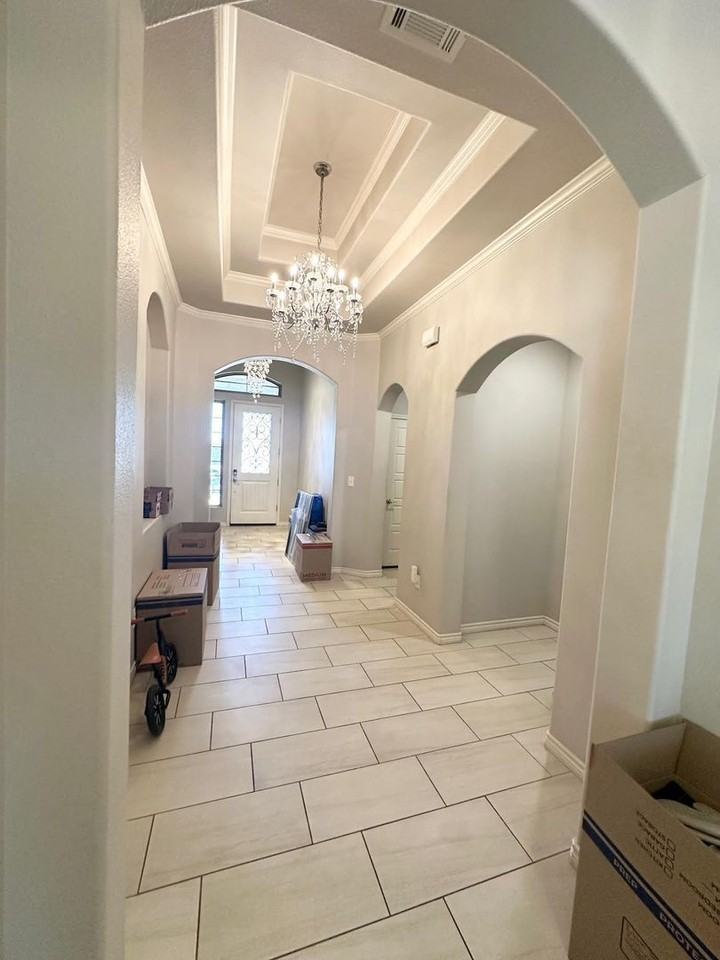 6004 Socorro Dr - Photo 5 of 18