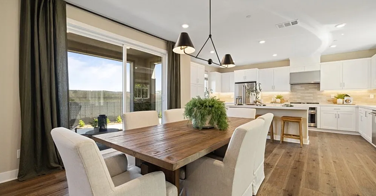 27366 Snow Creek Pl - Photo 5 of 34