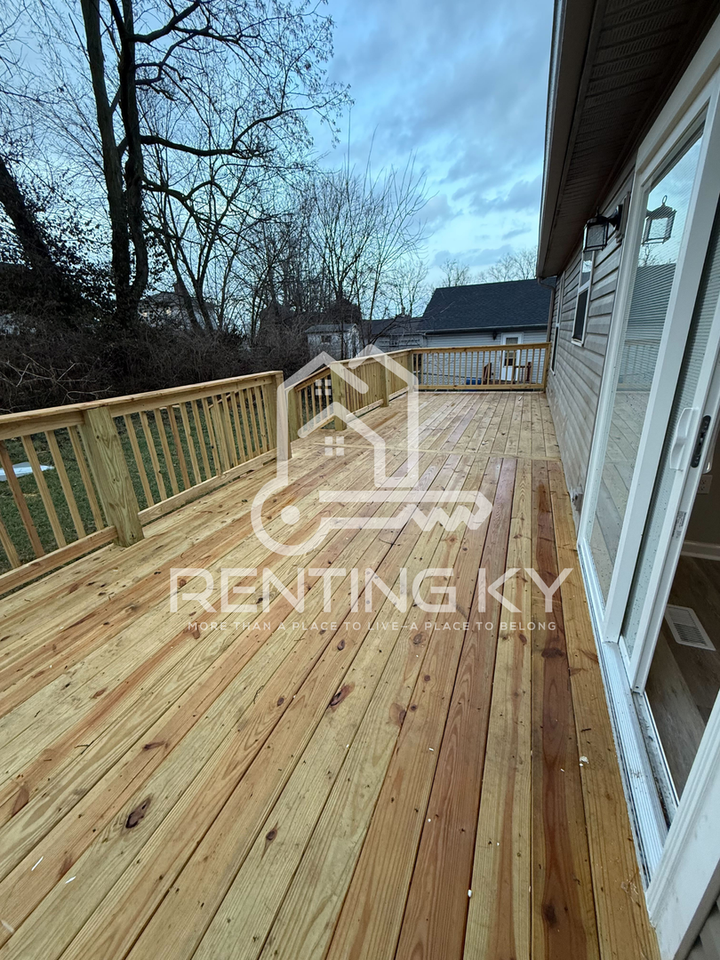 116 3rd St - Photo 6 of 12