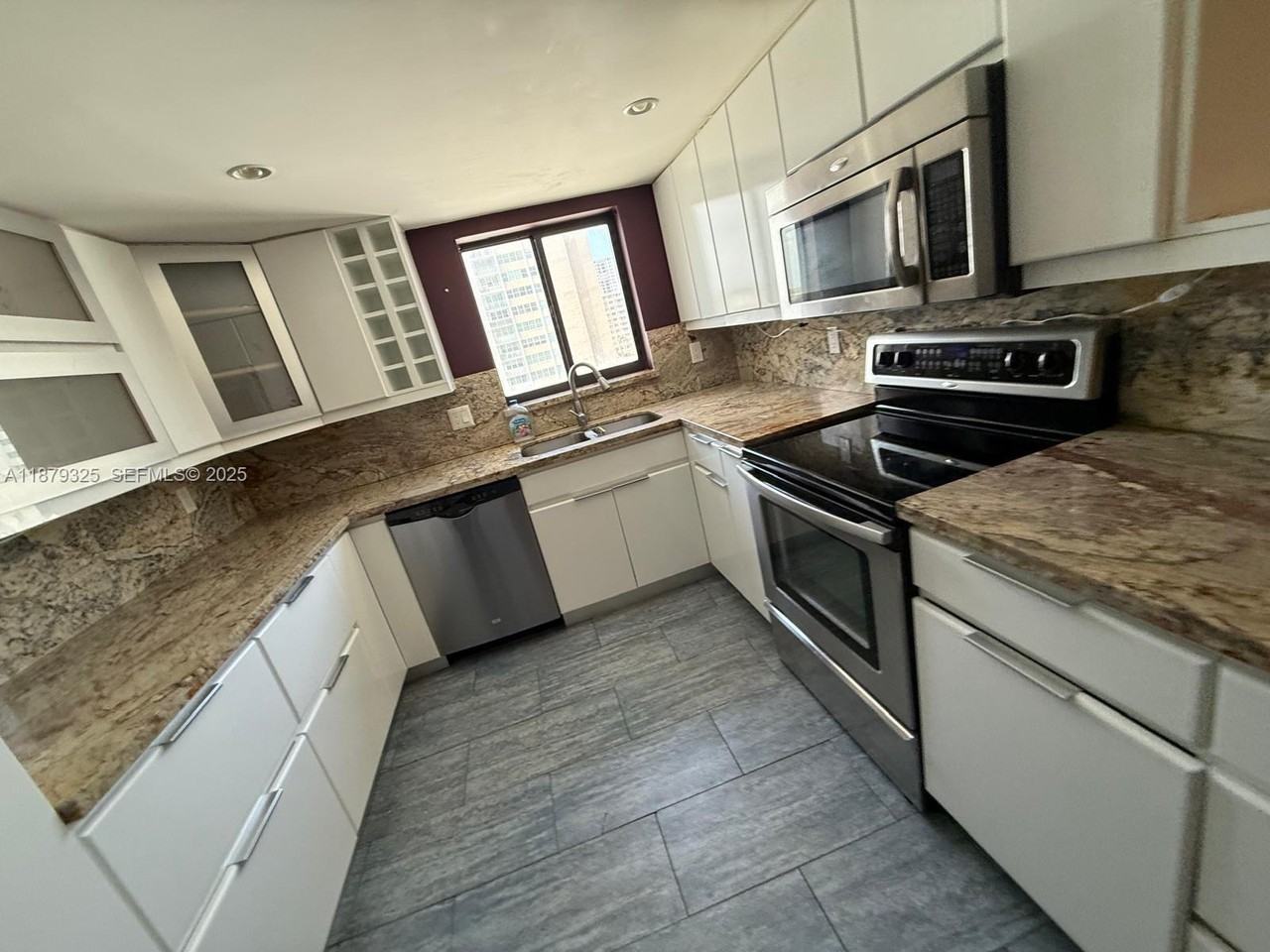 1500 South Ocean Drive ##5G - Photo 5 of 71