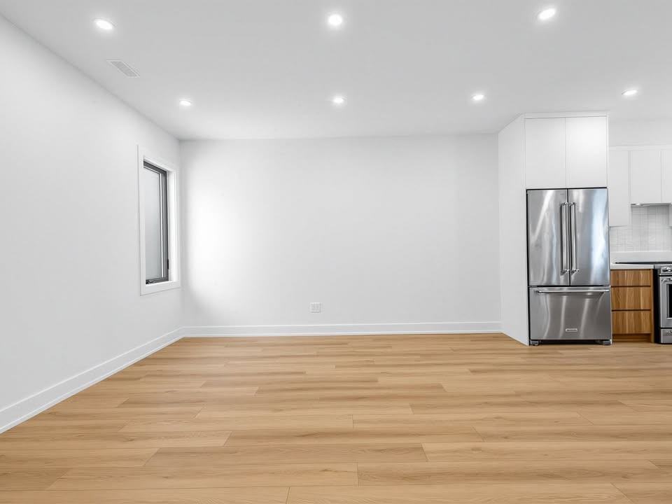 155 Gilmour Avenue - Photo 5 of 17