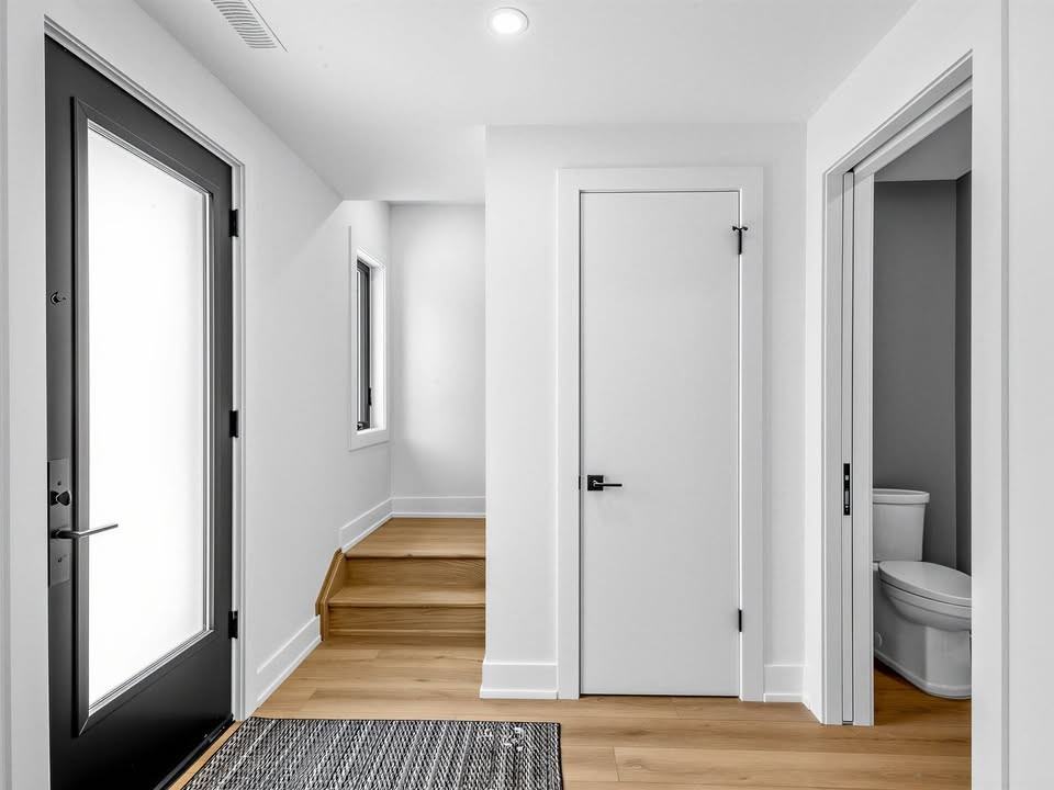 155 Gilmour Avenue - Photo 7 of 17