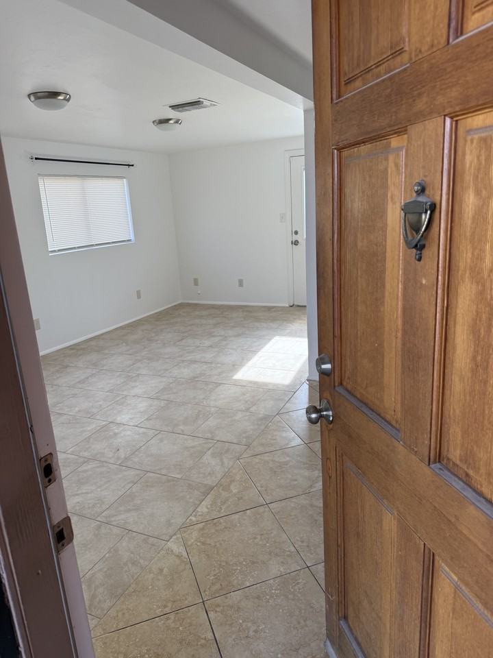 7234 E Beverly Dr #NA - Photo 3 of 32