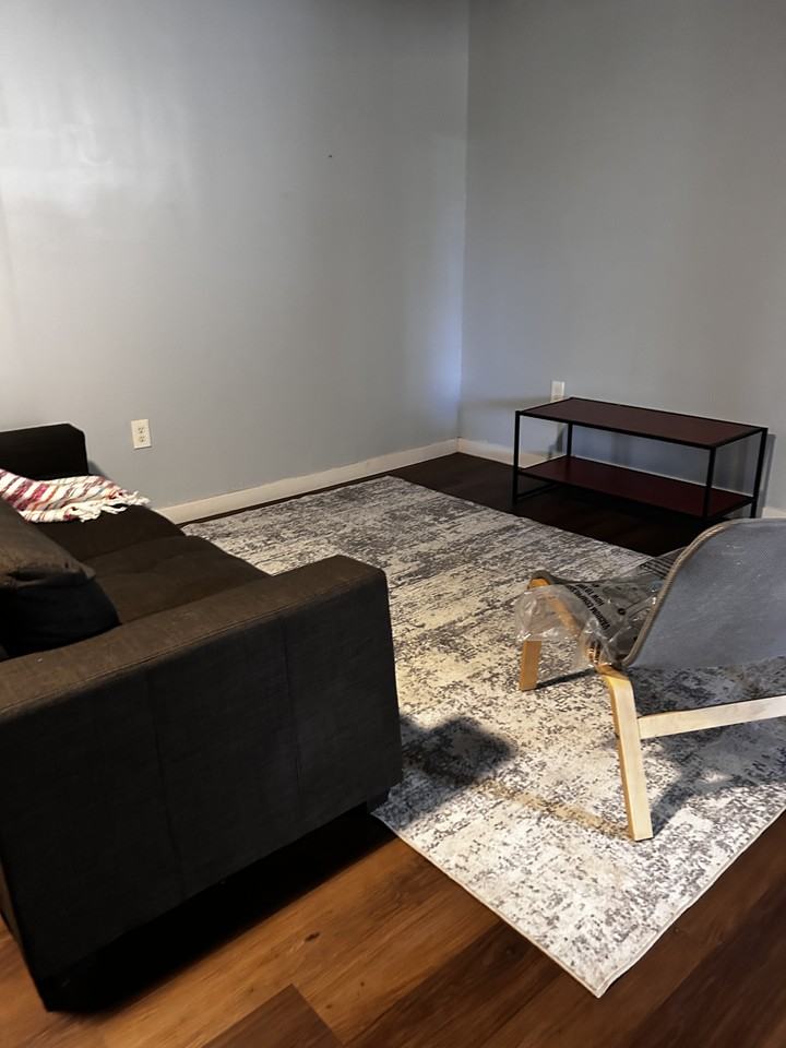 169 Florida Ave Sw #1 - Photo 5 of 7