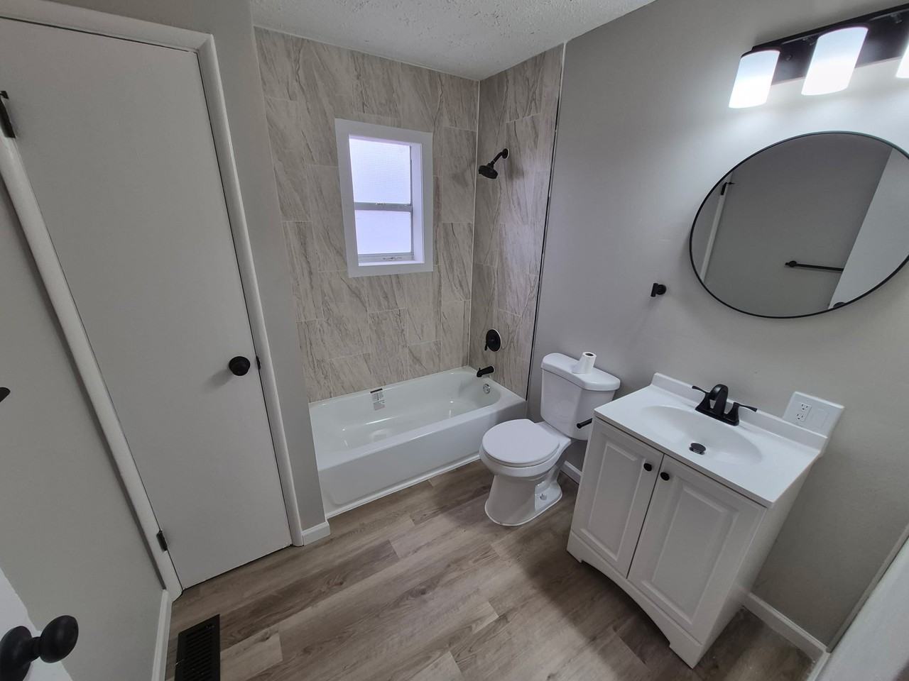 2345 Teakwood Manor Dr #NA - Photo 6 of 15