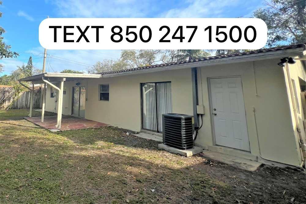 1449 Sw 10th St #NA - Photo 7 of 7