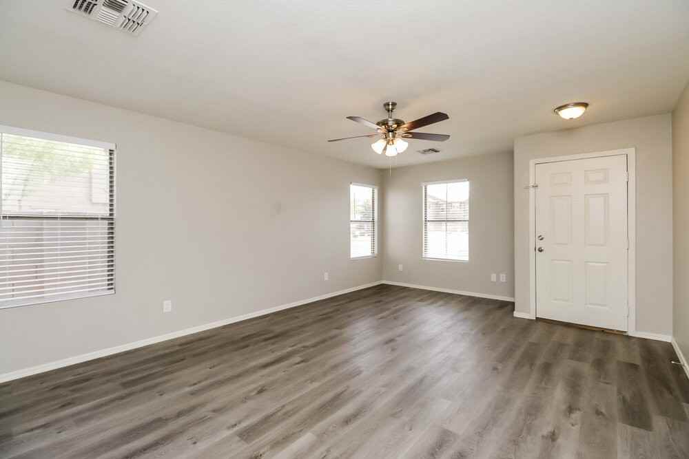 3648 E Constitution Dr - Photo 3 of 16