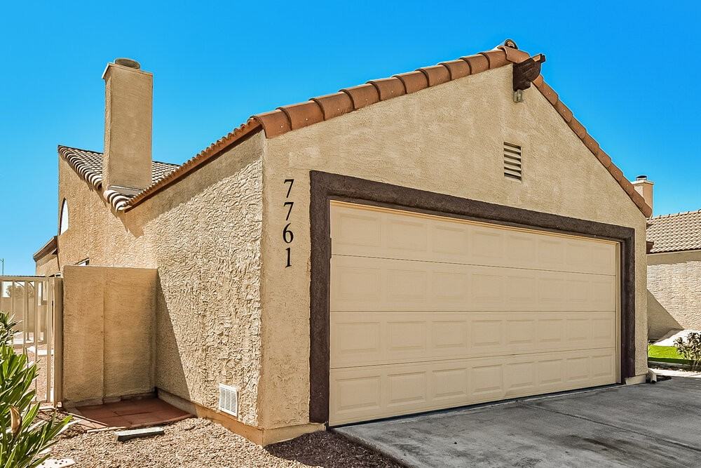 7761 Success Ct - Photo 3 of 16