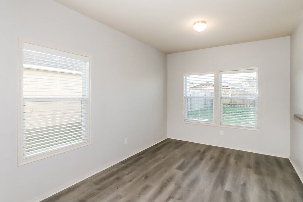 19758 Crossfalls Ln - Photo 6 of 17