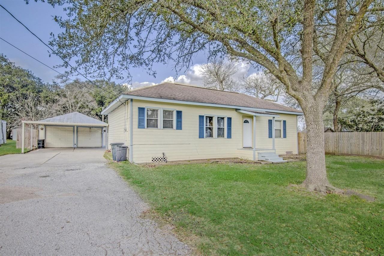 11844 13th St #1 - Photo 7 of 42