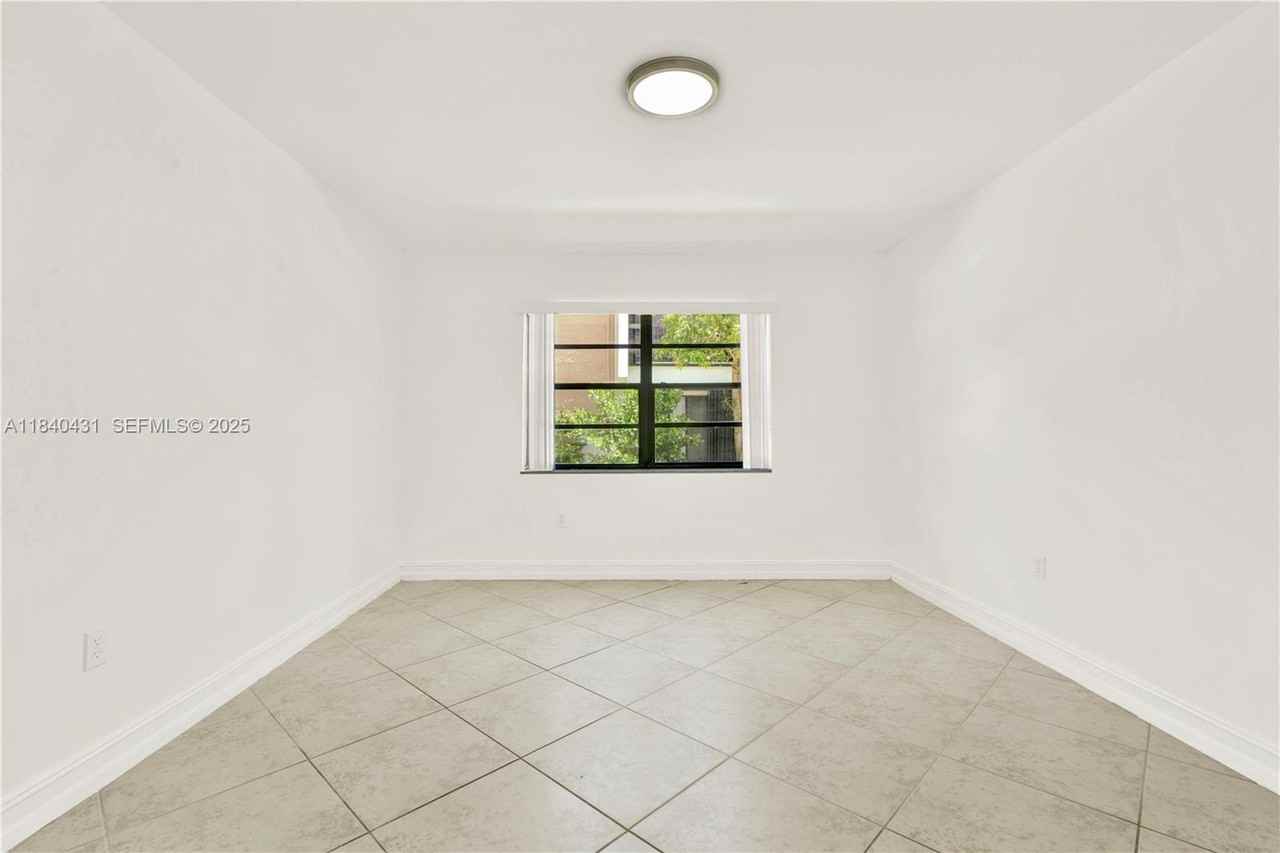 8287 Southwest 128th Street #108 - Photo 5 of 32