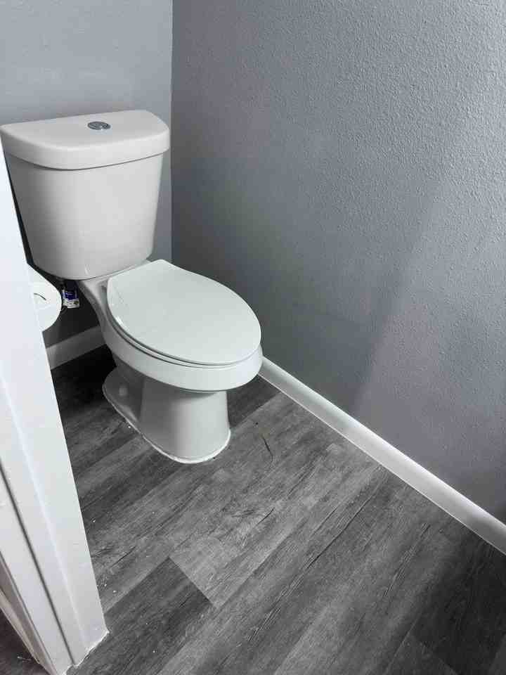 403 Hartline Dr #6 - Photo 6 of 22