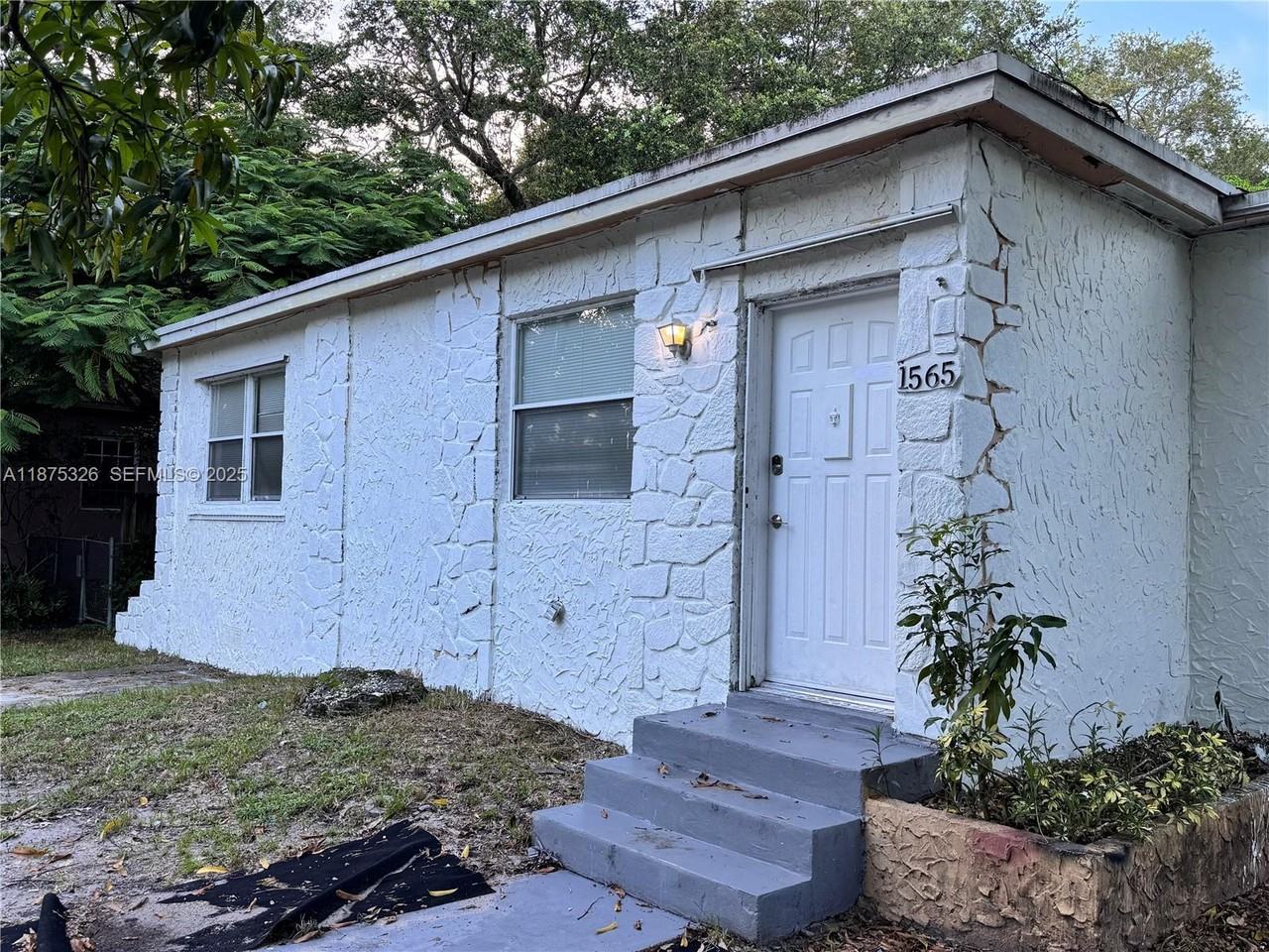 1565 Northeast 141st Street #1565