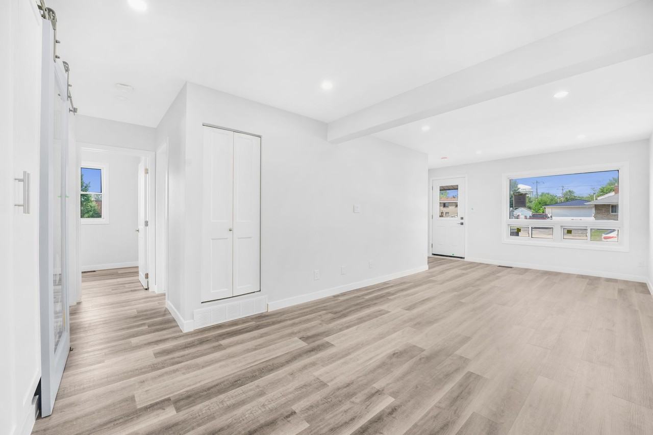 81 Afton Avenue - Photo 3 of 13