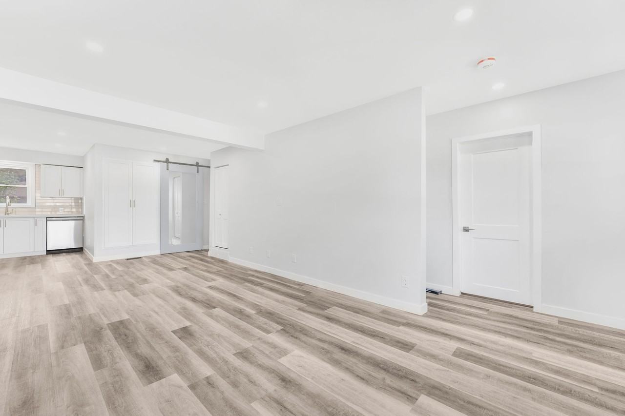 81 Afton Avenue - Photo 4 of 13