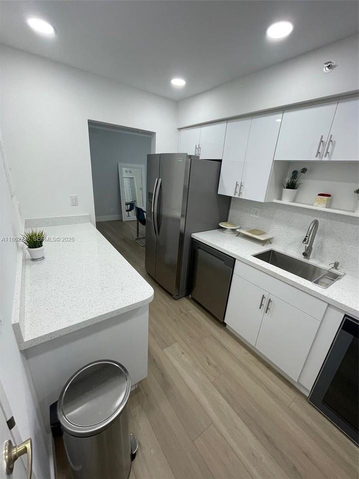 2501 South Ocean Drive #1233 - Photo 6 of 48