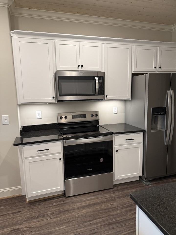 4419 Lennox Pl Bldg 12 - Photo 4 of 13