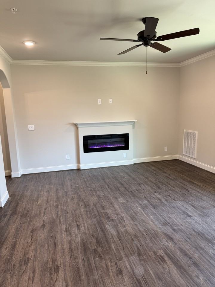 4419 Lennox Pl Bldg 12 - Photo 5 of 13