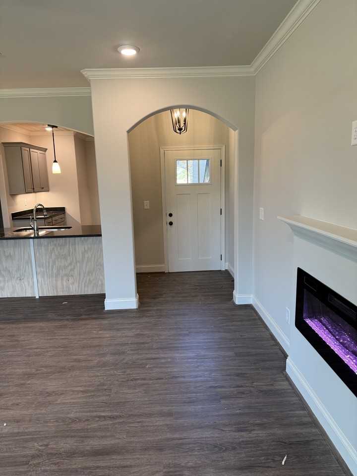 4419 Lennox PlaceBldg 12 - 60 - Photo 4 of 20