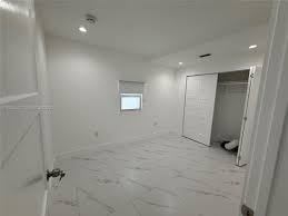 2313 Southwest 60th Court - Photo 3 of 7