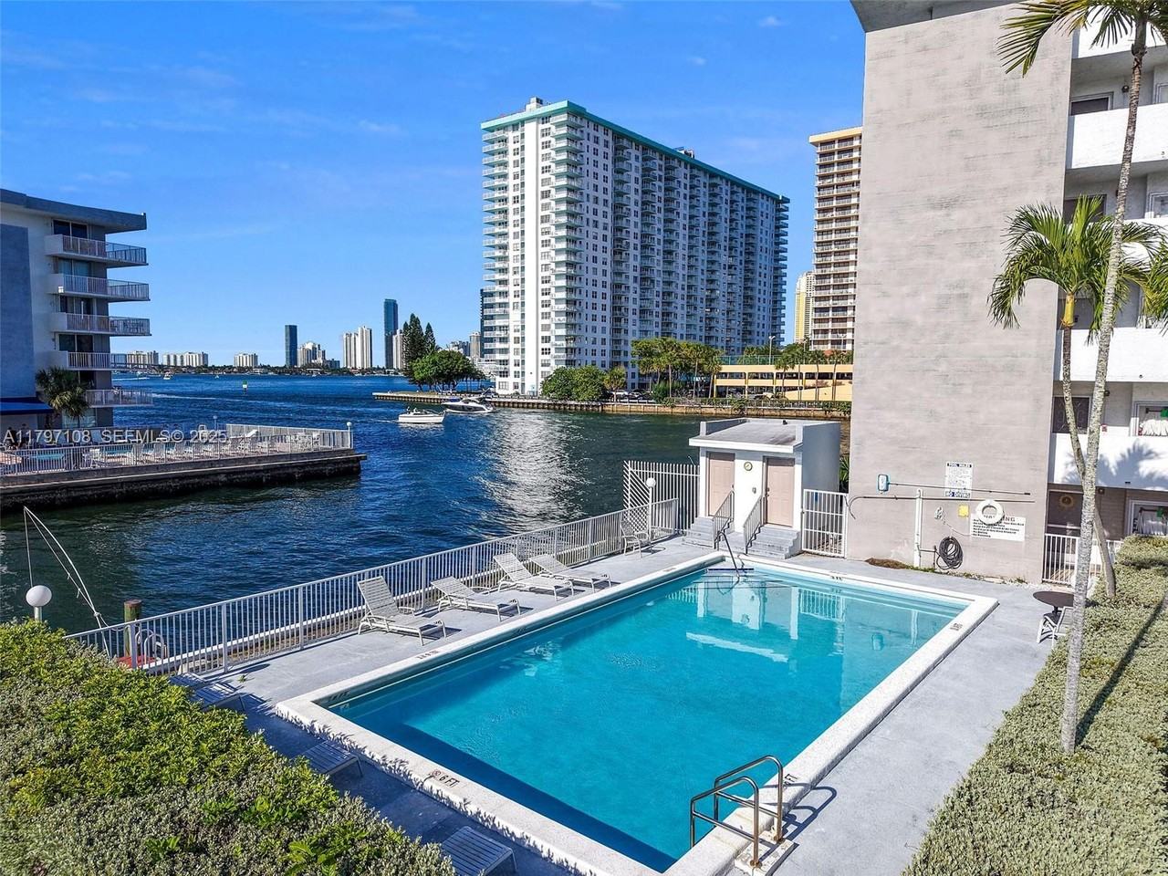 4000 Northeast 169th Street #501 - Photo 4 of 41