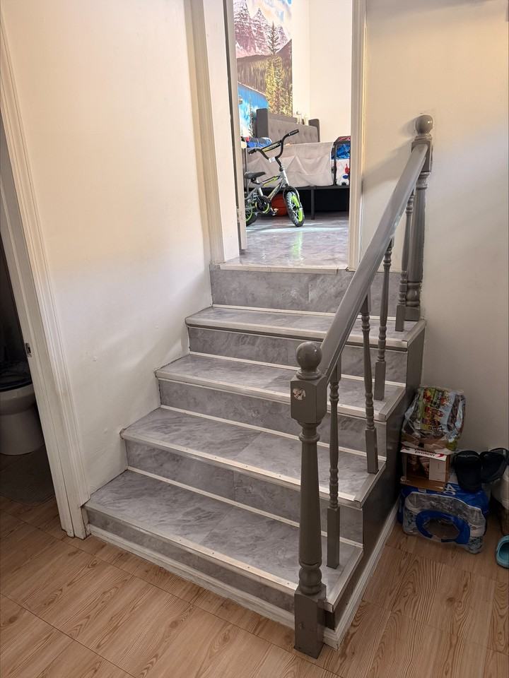 2864 West 15th Street - Photo 4 of 5