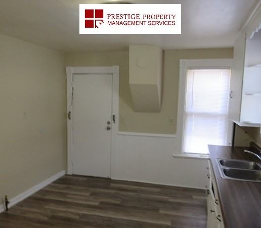 5337 N 38th St Lowr - Photo 2 of 9