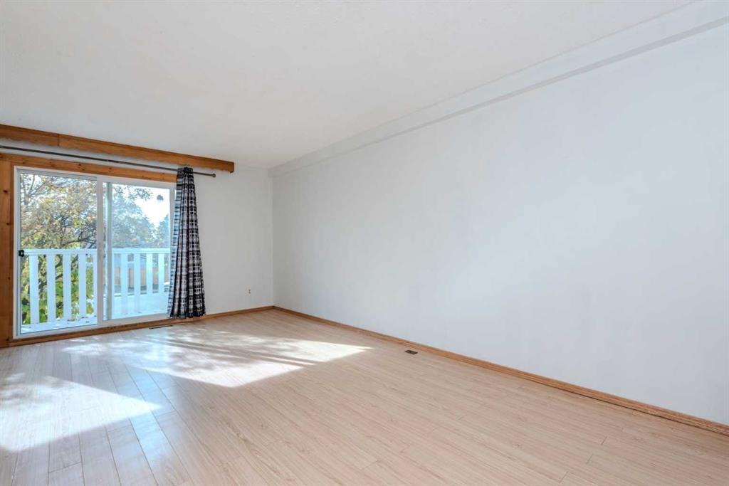 3036 Dover Cres Se #1 - Photo 6 of 13