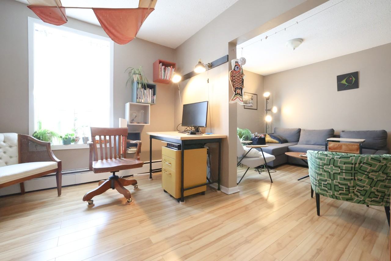 120 Saint Andrew Street #4 - Photo 2 of 10