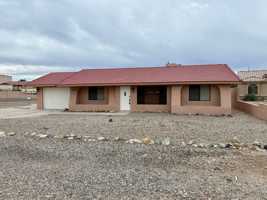 featured image of 331 White Oak Dr