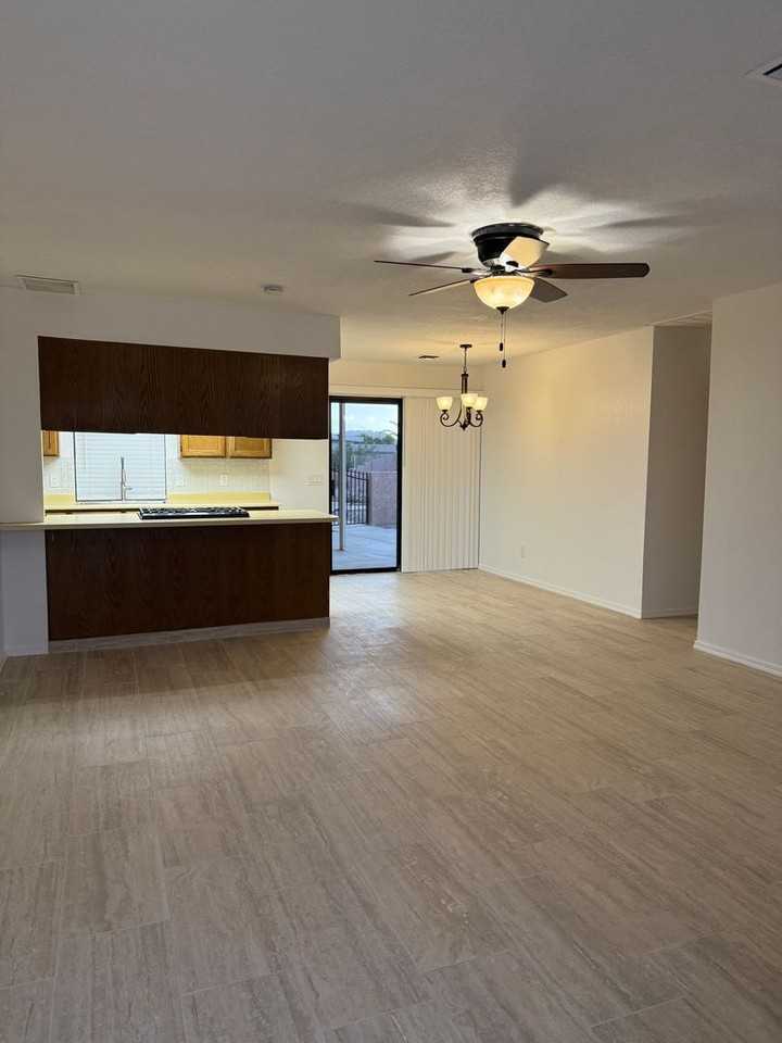 331 White Oak Dr - Photo 5 of 25