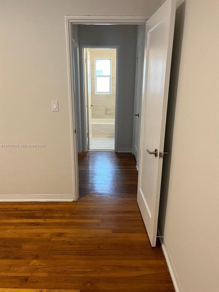 510 Santander Avenue #2 - Photo 4 of 16