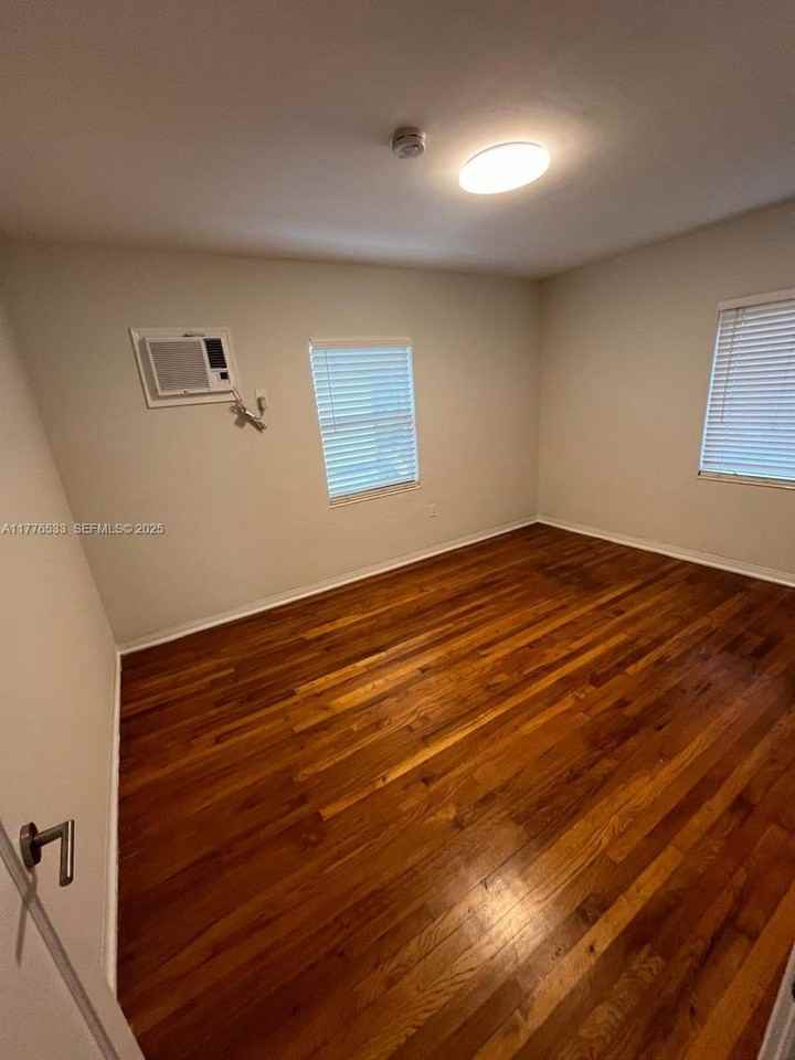 510 Santander Avenue #2 - Photo 5 of 16