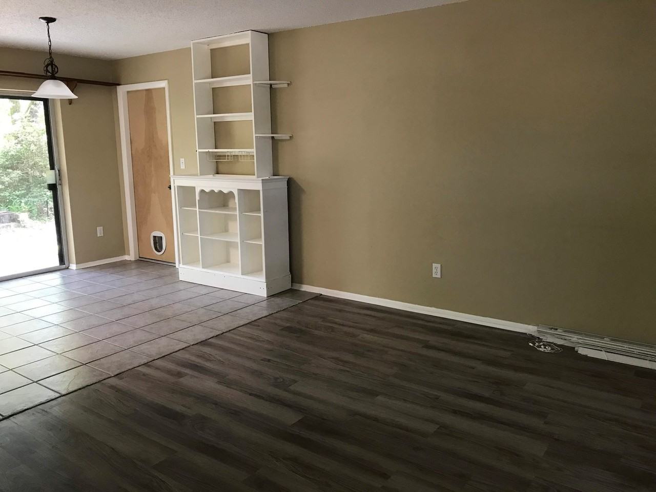 4215 Nw 20th Dr - Photo 2 of 15