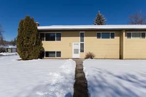 featured image of 230 W Price Ave