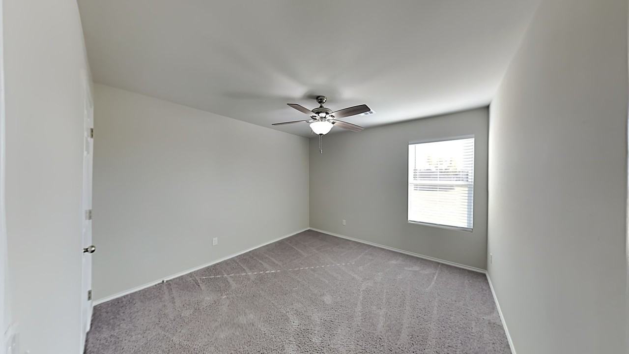 10704 Sw 23rd Ter - Photo 7 of 17