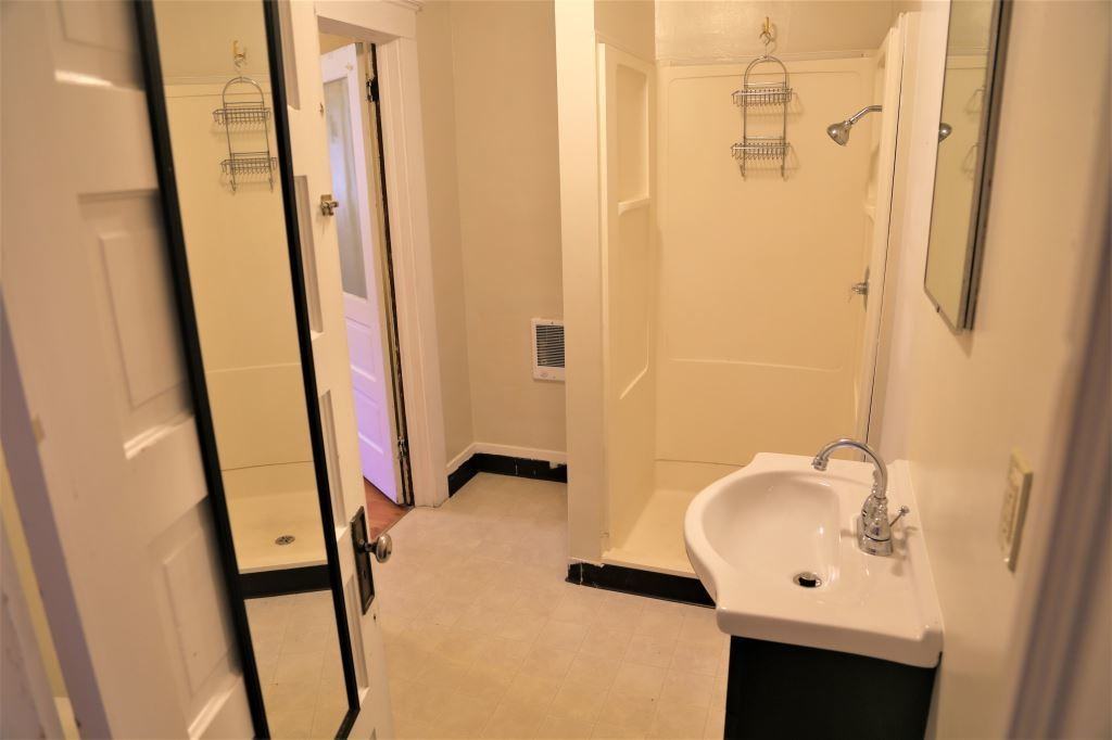 110 Nw 23rd St - Photo 2 of 20