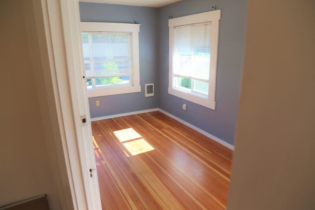 110 Nw 23rd St - Photo 5 of 20