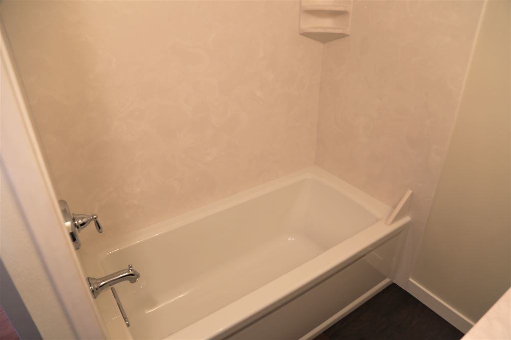 110 Nw 23rd St - Photo 7 of 20