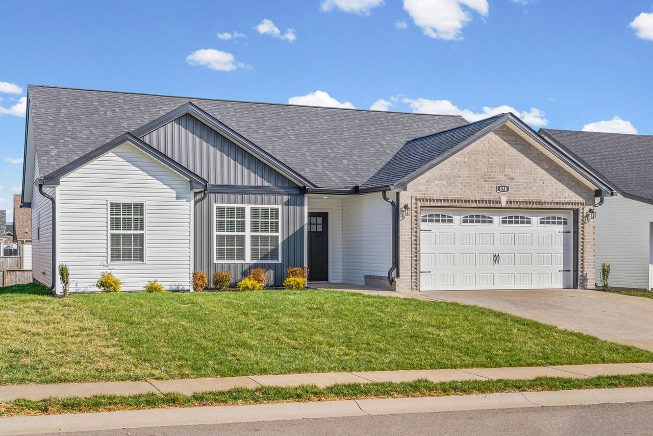 878 Lutz Ln - Photo 2 of 27