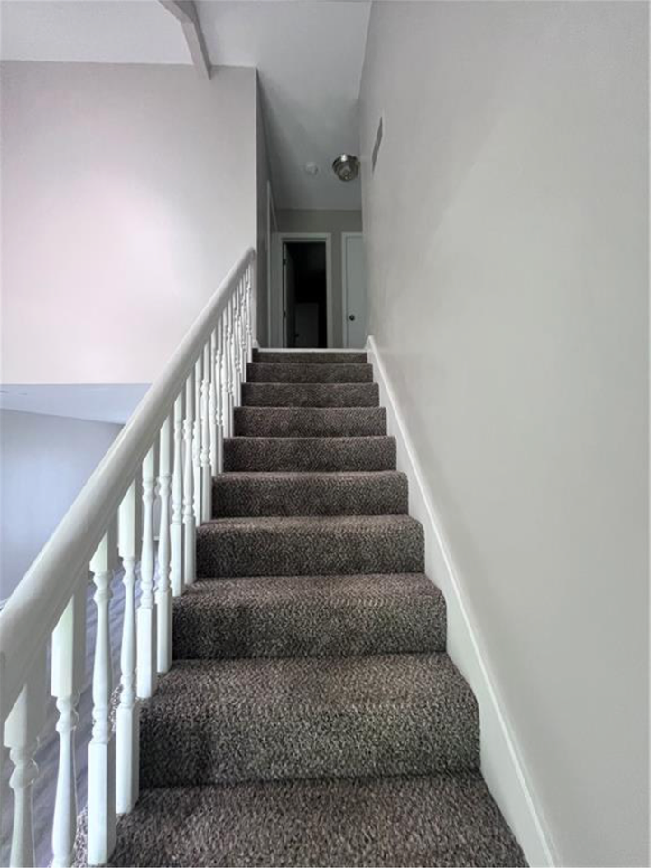 419 419 - 421 Spring Avenue - Photo 6 of 8