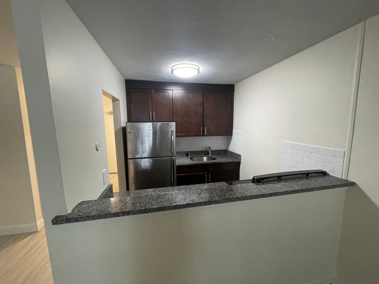 15 Whites Ave - Photo 2 of 7