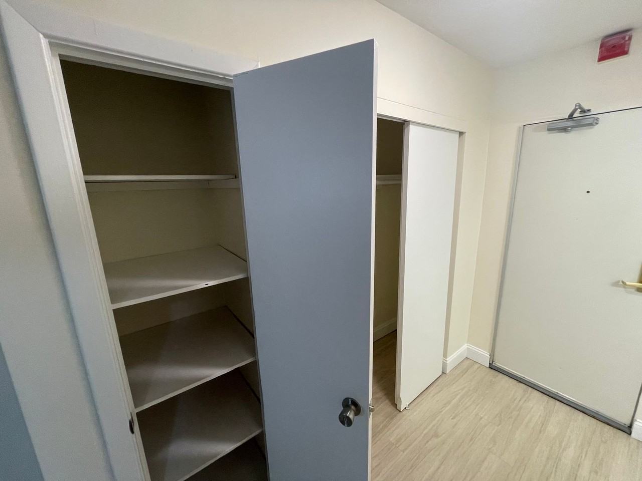 15 Whites Ave - Photo 4 of 7